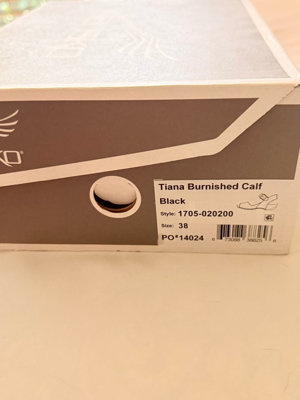 Dansko Tiana Burnished Calf Black Shoe Box Label